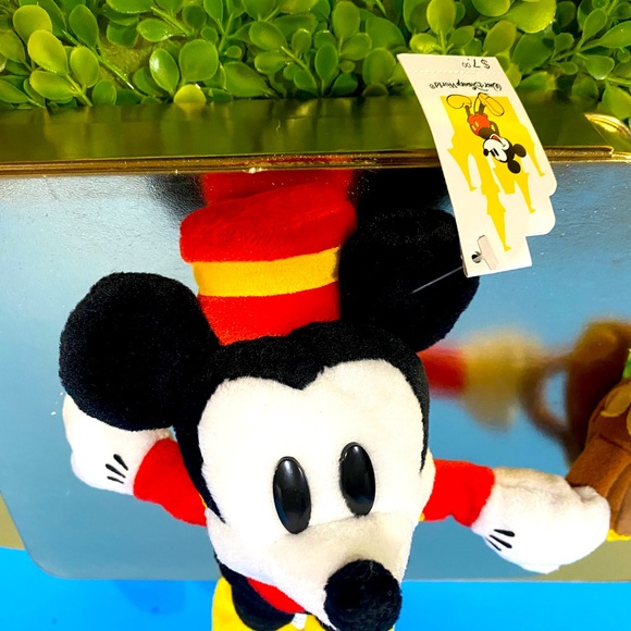 DISNEY EXCLUSIVE NWT 1990s CORONADO SPRINGS RESORT BELLHOP MICKEY BEAN BAG PLUSH - Picture 13 of 14